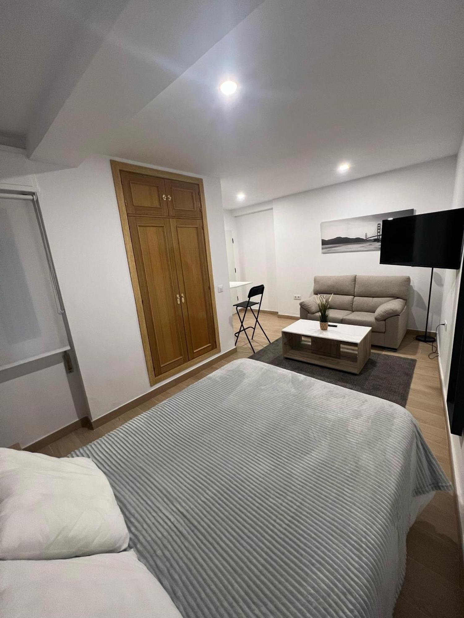 G&H Apartments - Apartamento Porvenir Jerez de la Frontera Extérieur photo